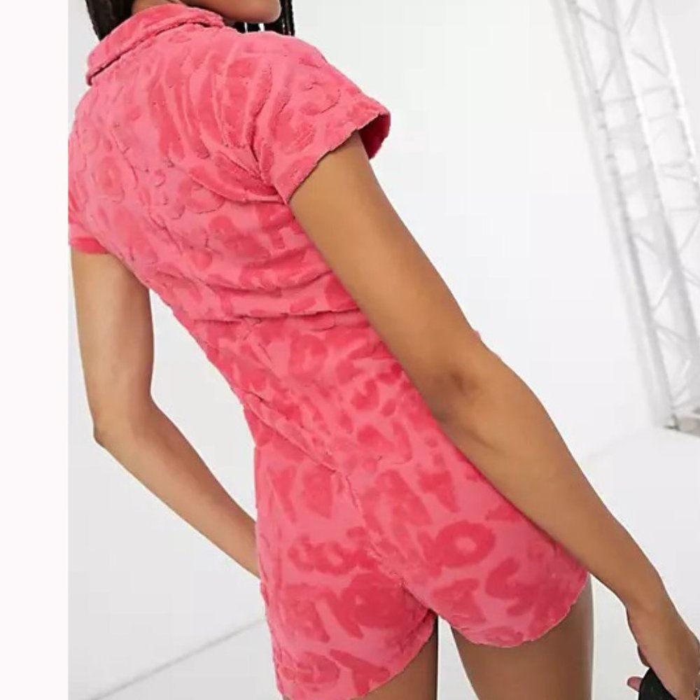 💥HOT ITEM💥Sexy Bodycon Textured Romper in Pink - Picture 4 of 16